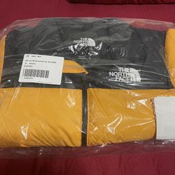 The North Face Retro 1996 Nuptse 700 Size M