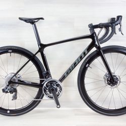 Giant TCR1 SRAM Red , Size - Small, 2022-23, Carbon road bike, Sram Red AXS, carbon wheels