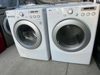 Washer and dryer set