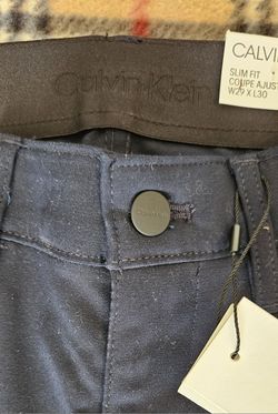 Calvin Klein Coupe Ajustee Slim Fit Men's Dress Pants 29x30 Navy Blue for  Sale in Spring Valley, CA - OfferUp