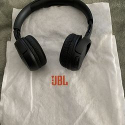 JBL Tune 520bt 