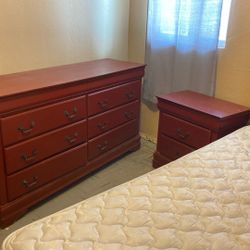 Queen Size Bedroom Set