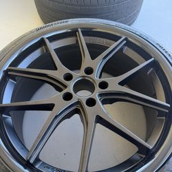 19' FERRADA FR2 back gloss rims