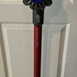 Dyson V6 Absolute