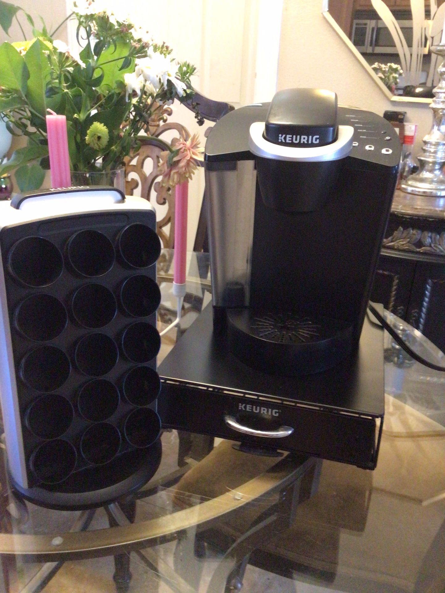 Keurig Coffee Maker And 2 K Cup Storages