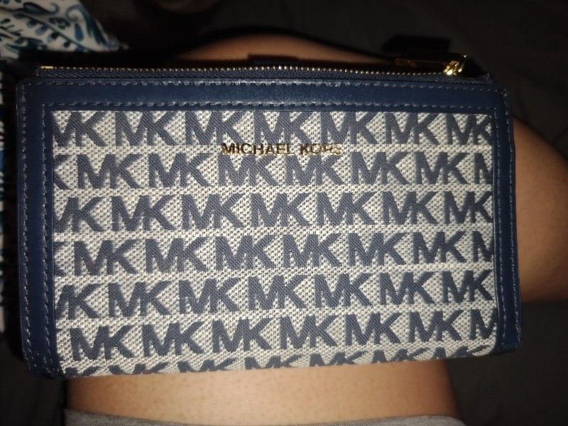Micheal Kors Wallet