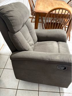Free Recliner