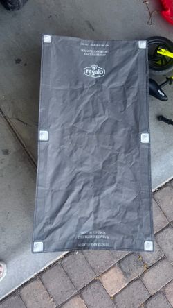 Portable toddler bed new Regalo Foldable