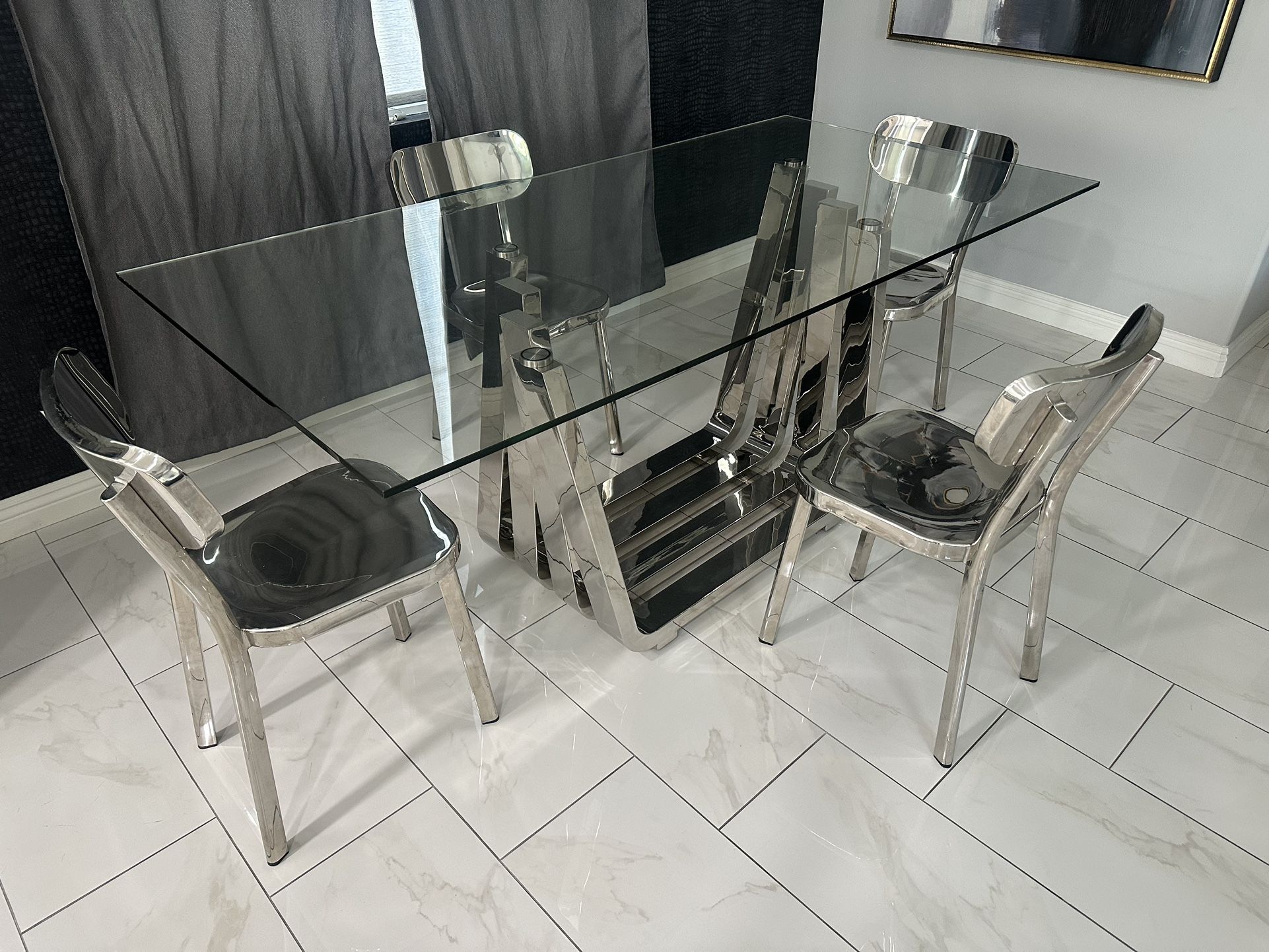 71’’ Modern Glass Table