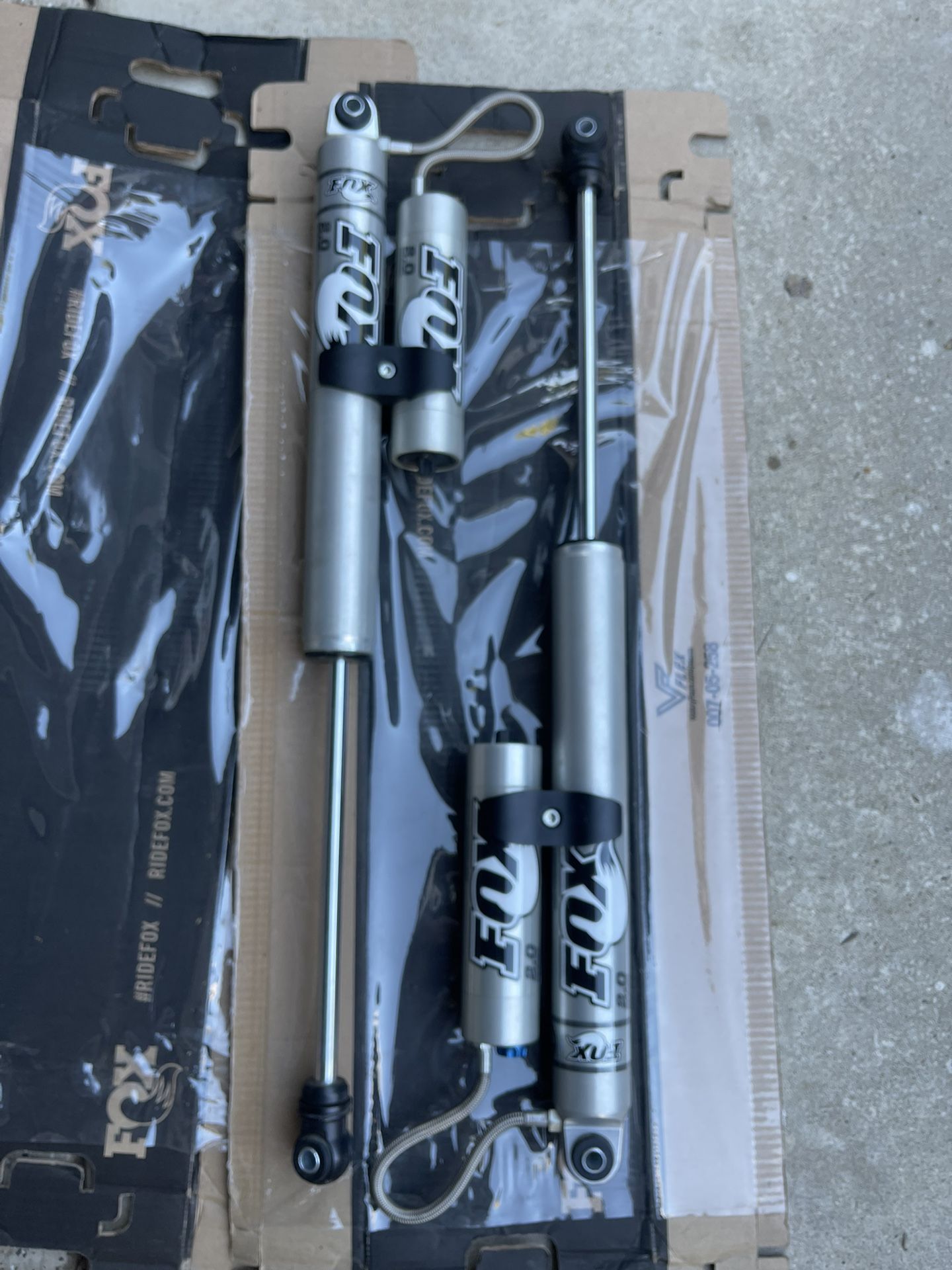 Fox Shocks 985-26-054