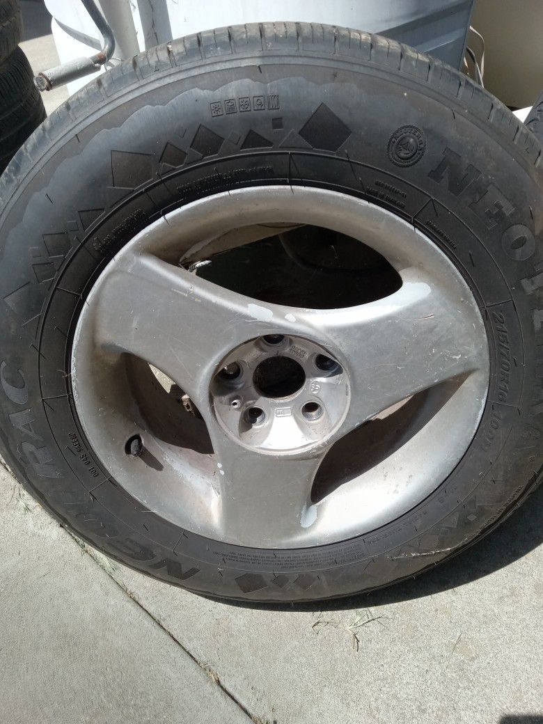  Brand New Toyota  Stock  Spare  Tire 215/70 /16