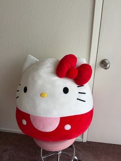 Hello Kitty Large Squishmallow