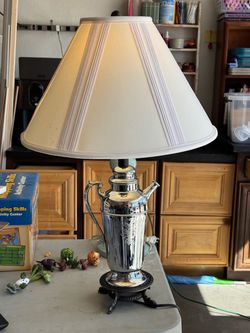 Vintage Cocktail Shaker Lamp (Art Deco / Krome-Kraft)