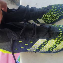 Adidas predatordelete size eleven