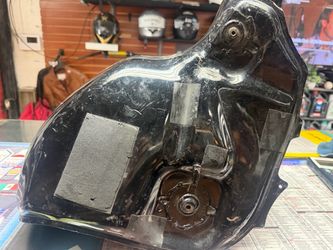 CBR600RR fuel tank 2004 Honda with fuel cap no key