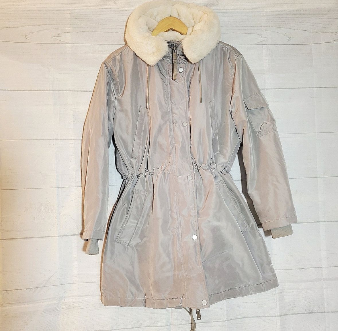GAP primaloft hooded luxe faux fur parka