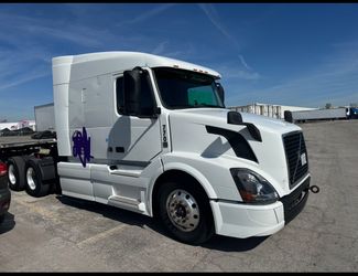 2017 Volvo VNL