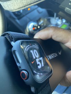 Apple Watch Nike S6 44mm Sp Gry Alum for Sale in Altamonte Springs