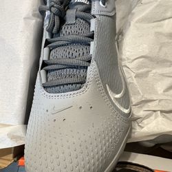 Women's Softball Cleats Size 11