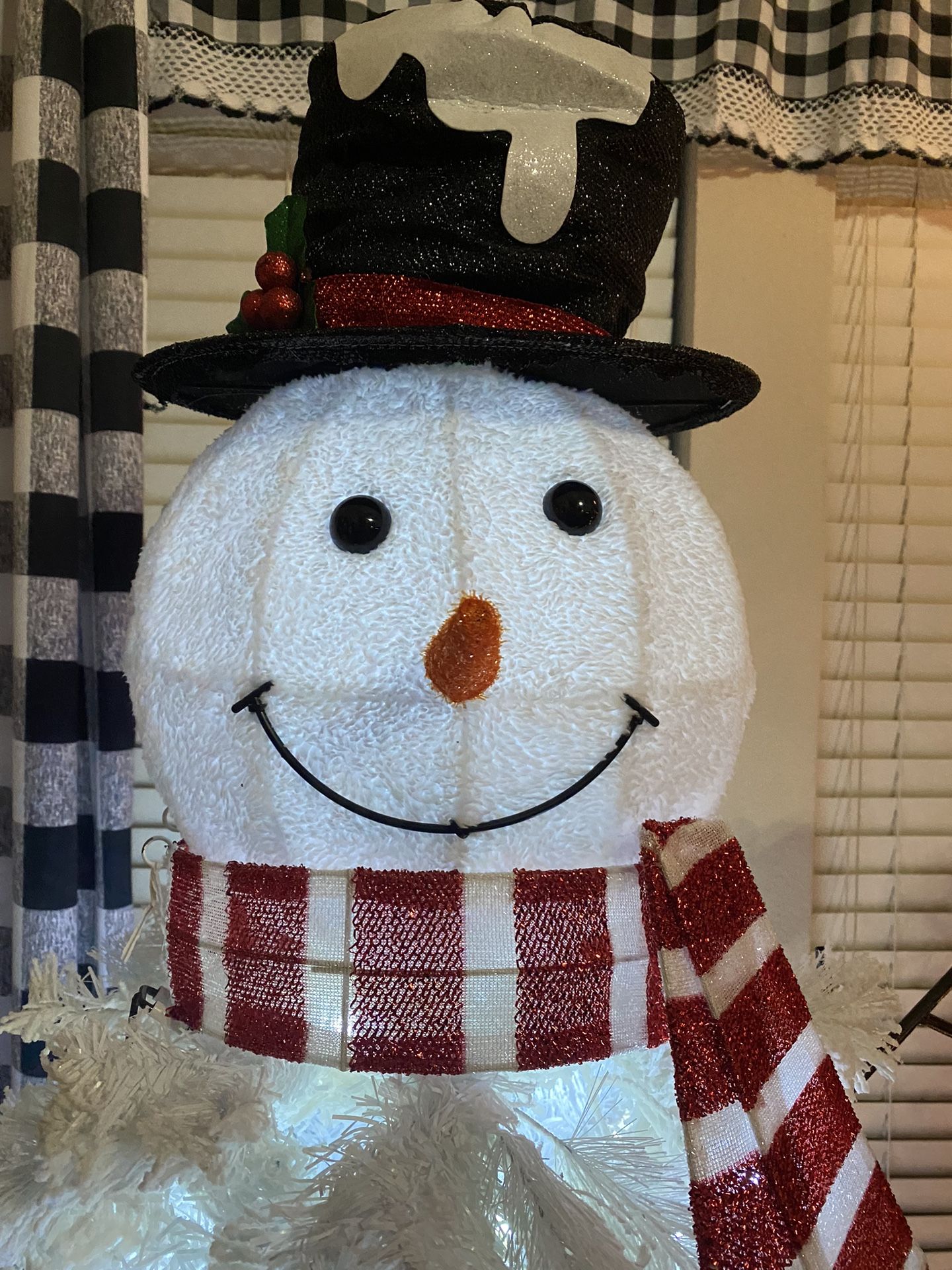 6.5 Foot Snowman Tree