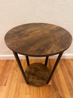 End Table / Night Stand