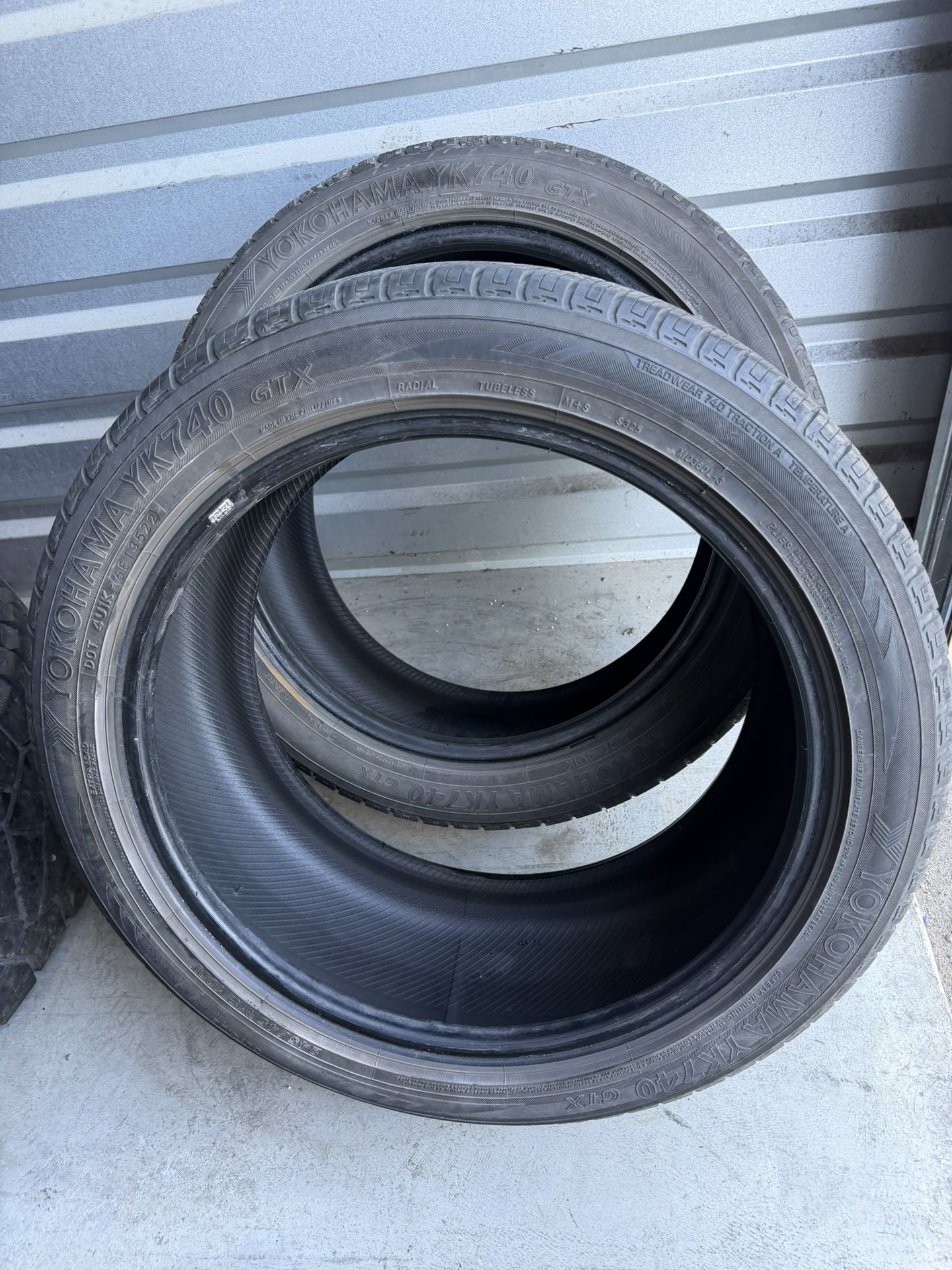 Yokohama YK740 245/45R18 Tires