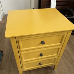 Night stands x2 (matching set)