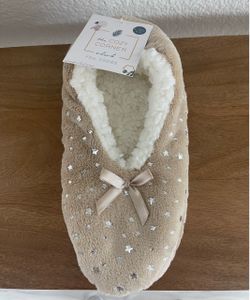 Women’s Slippers