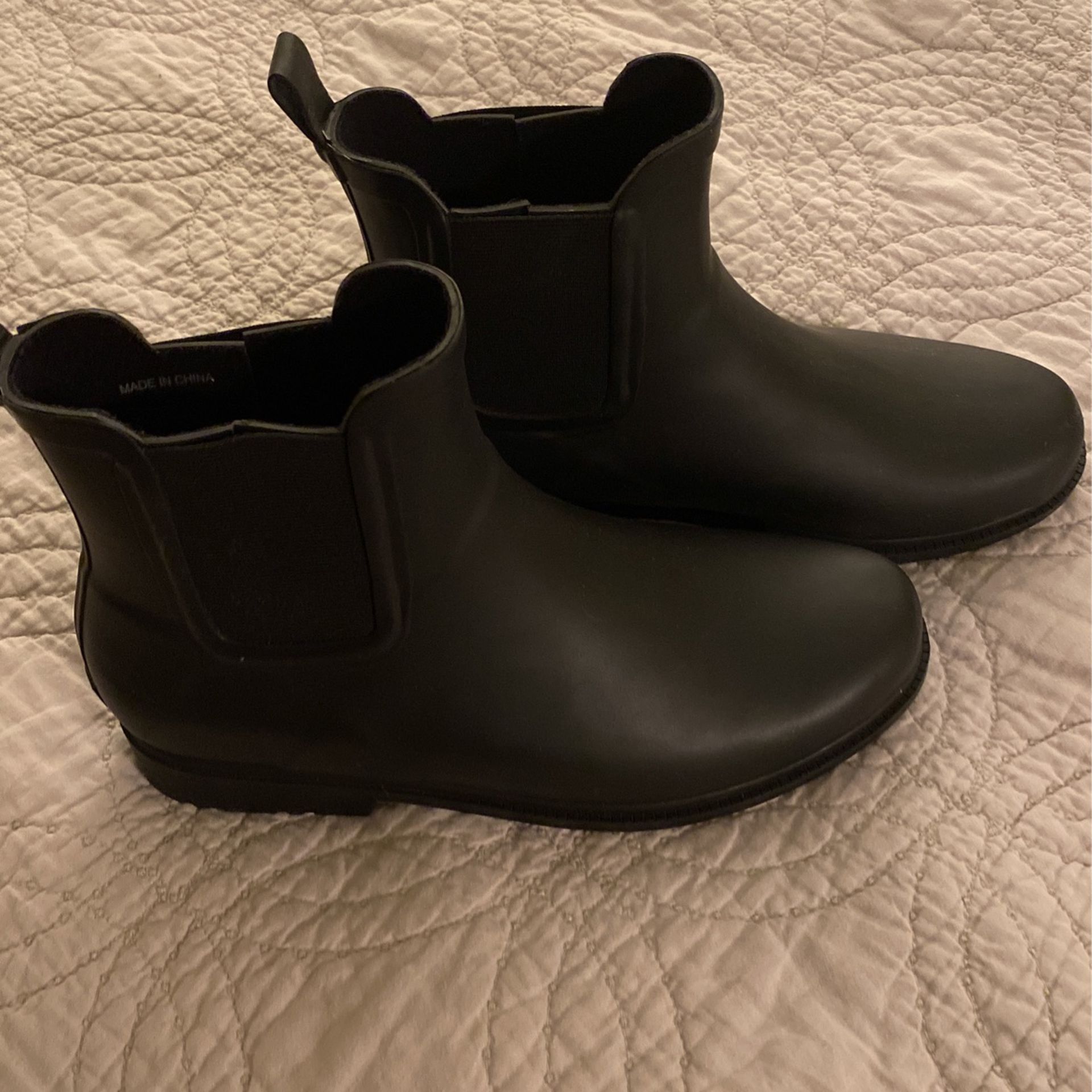 Women’s JCrew Rubber Boots New! Size 9 