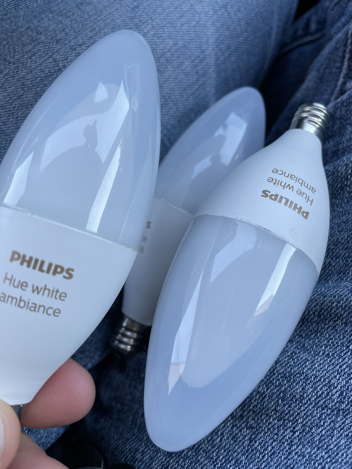 Philips Hue White Smart Candle Lamp  - ACCEPTING TRADE