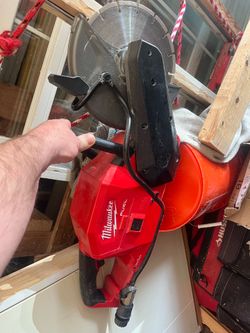 Milwaukee concrete saw