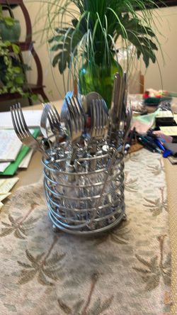 20 piece set of silverware