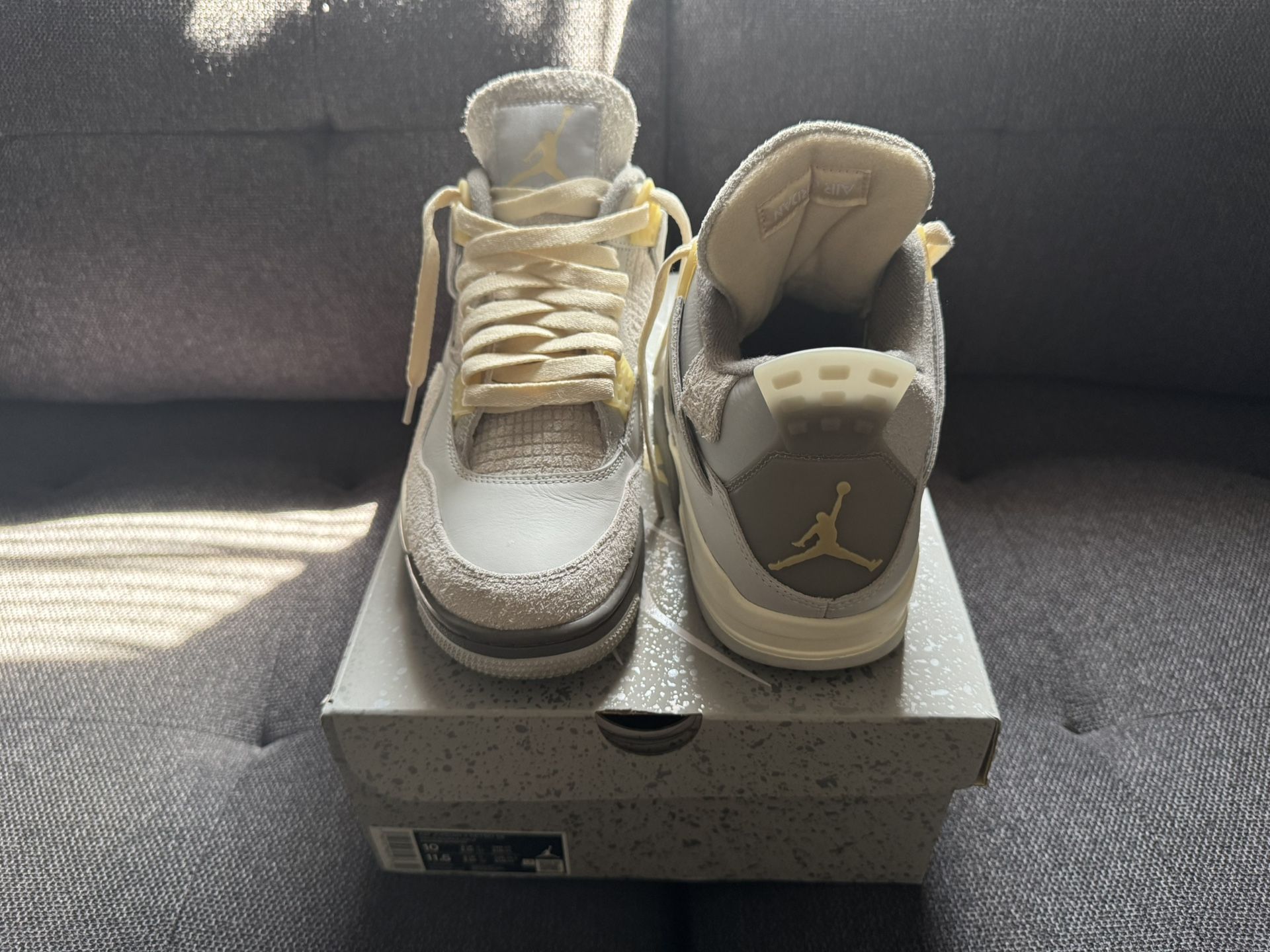 Air Jordan 4 Retro SE Craft 'Photon Dust'