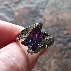 New - Amethyst 925 Silver Ring - Size 8