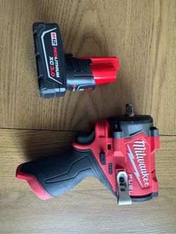 3/8s Milwaukee fuel impact 400ft/lb torque