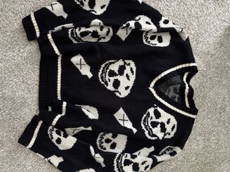 Skull sweater