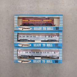 Vintage Varney Ready To Roll/HO Train Cars