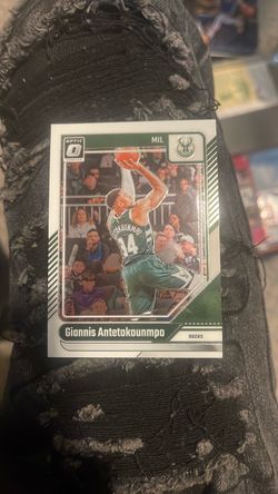 Giannis Antetokounmpo Donruss Optic Basketball Card