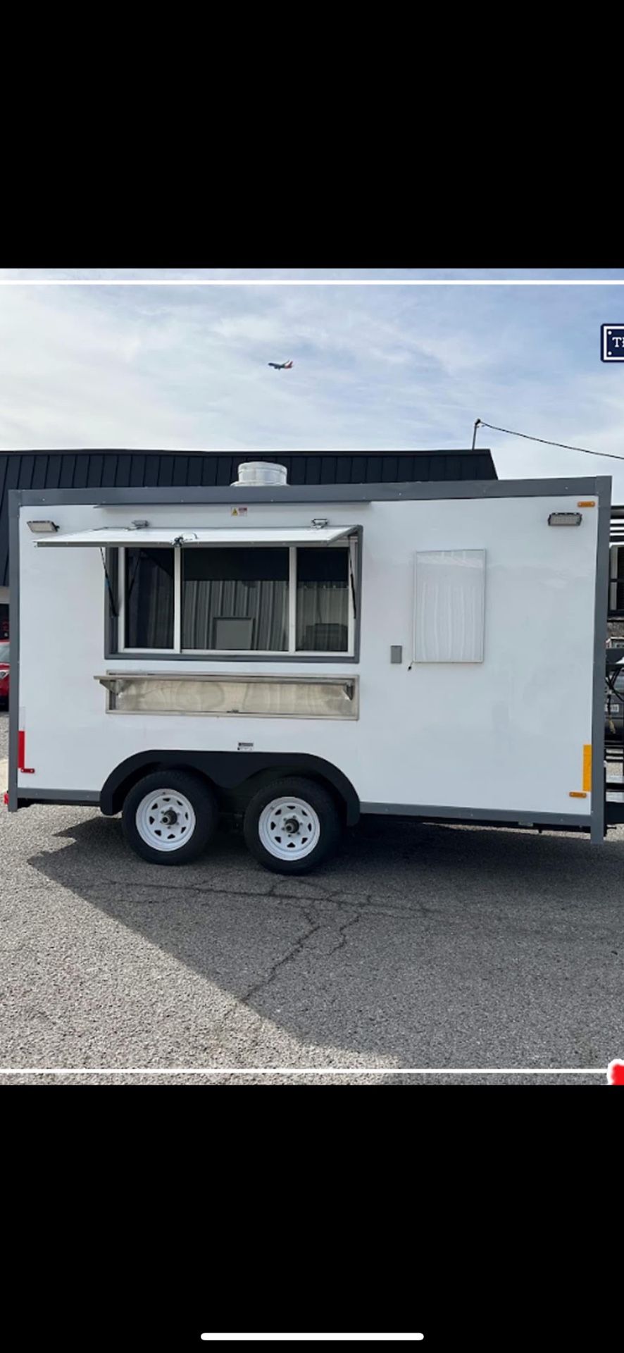 Food Truck For Sell