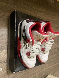 Jordan 4s