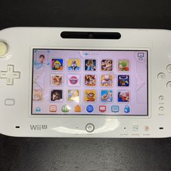 NINTENDO Wii U Console System White With Games And Cables