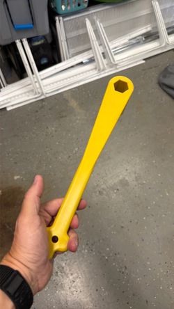 Torque tool for propeller