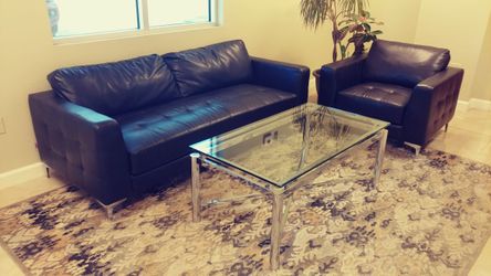 Pellissima Black leather couch set. Chair no spamers for Sale in Pompano Beach FL OfferUp