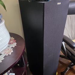 Klipsch Loud Tower Speakers (Pair) 