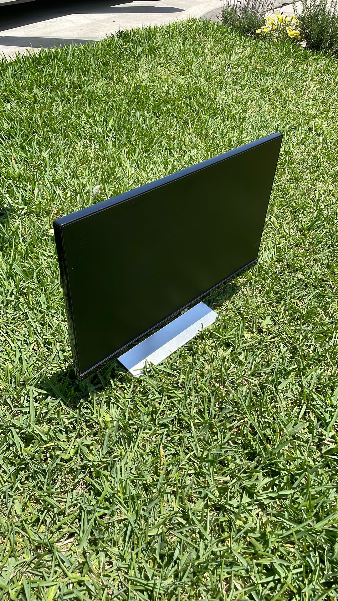 22” AOC Computer monitor