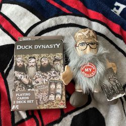 Duck Dynasty Playing cards & Uncle Si Talking Plush Doll