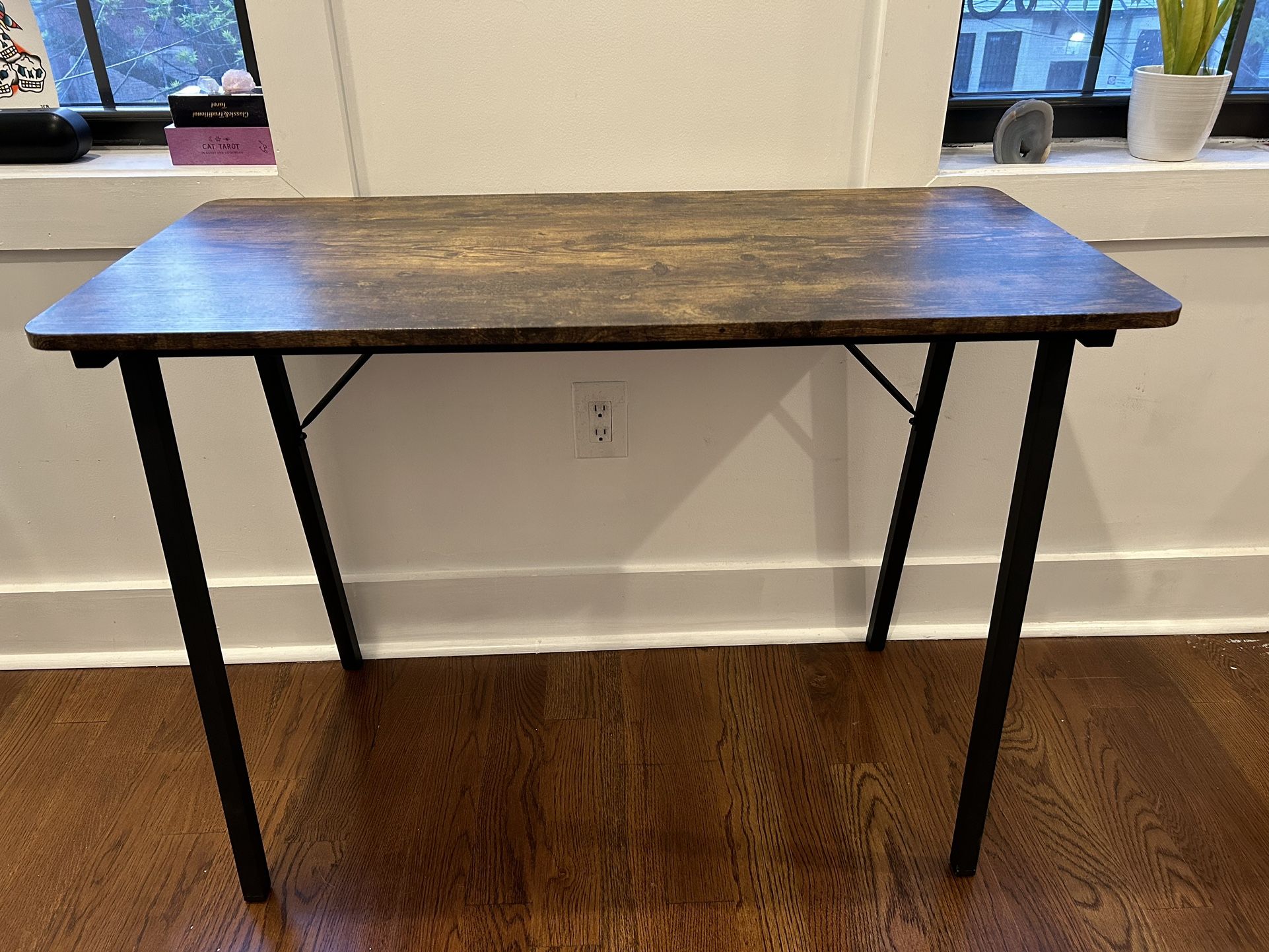 GREAT CONDITION! 🔥 wood Writing Desk - Bushwick, BK