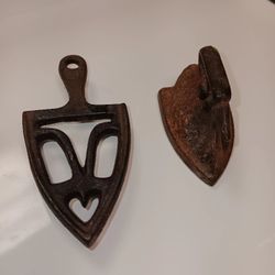 Antique Miniature Salesman Sample Childs Toy Swan Sad Iron  - With Trivet