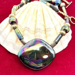 Handmade Green Metallic Necklace
