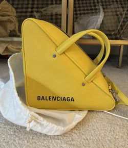 BALENCIAGA Triangle Duffle S 